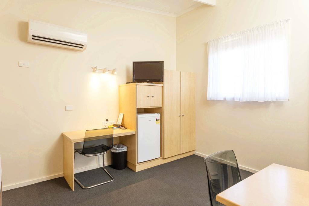 The Club Motel And Apartments Wagga Wagga Extérieur photo