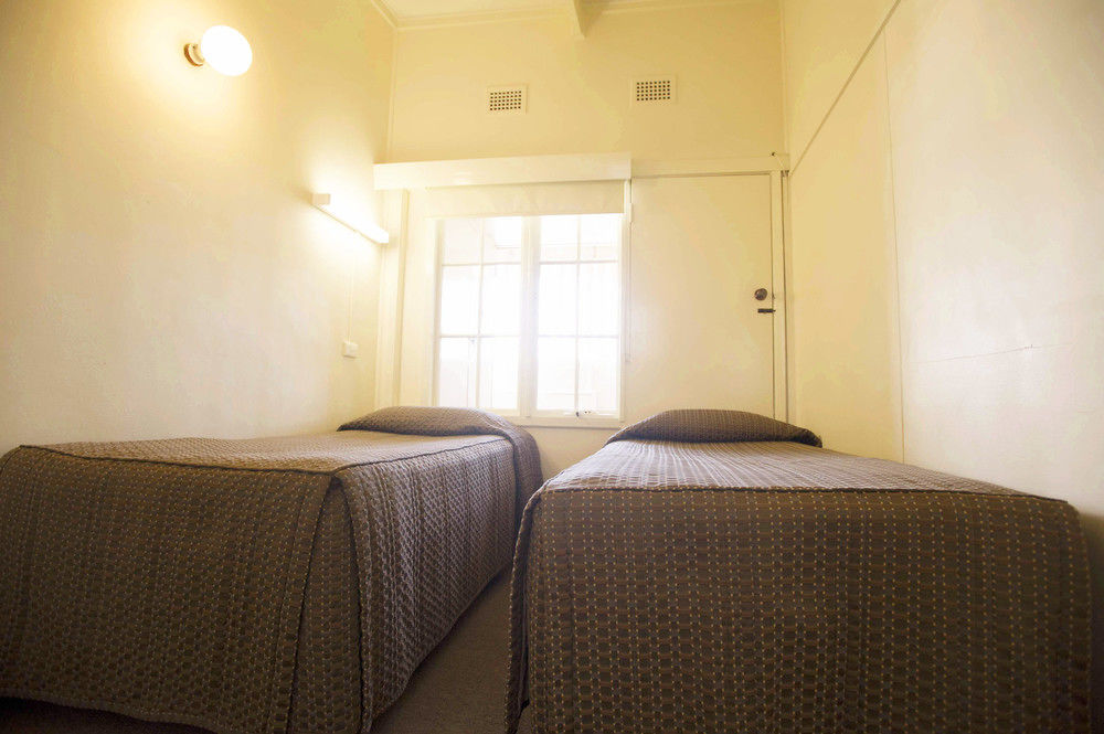 The Club Motel And Apartments Wagga Wagga Extérieur photo